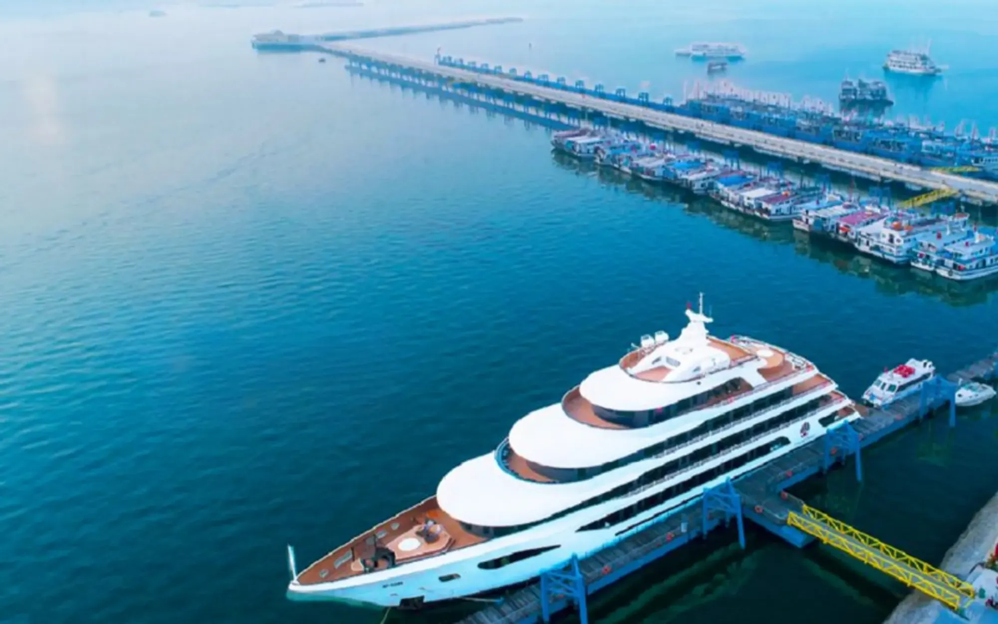 Cảng tàu quốc tế Landmark Harbour